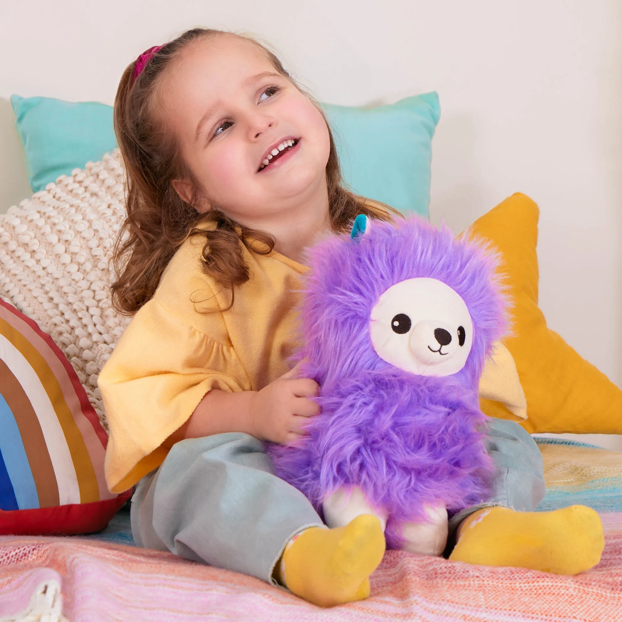 B. toys – Fluffy Funkies - Lola Llama