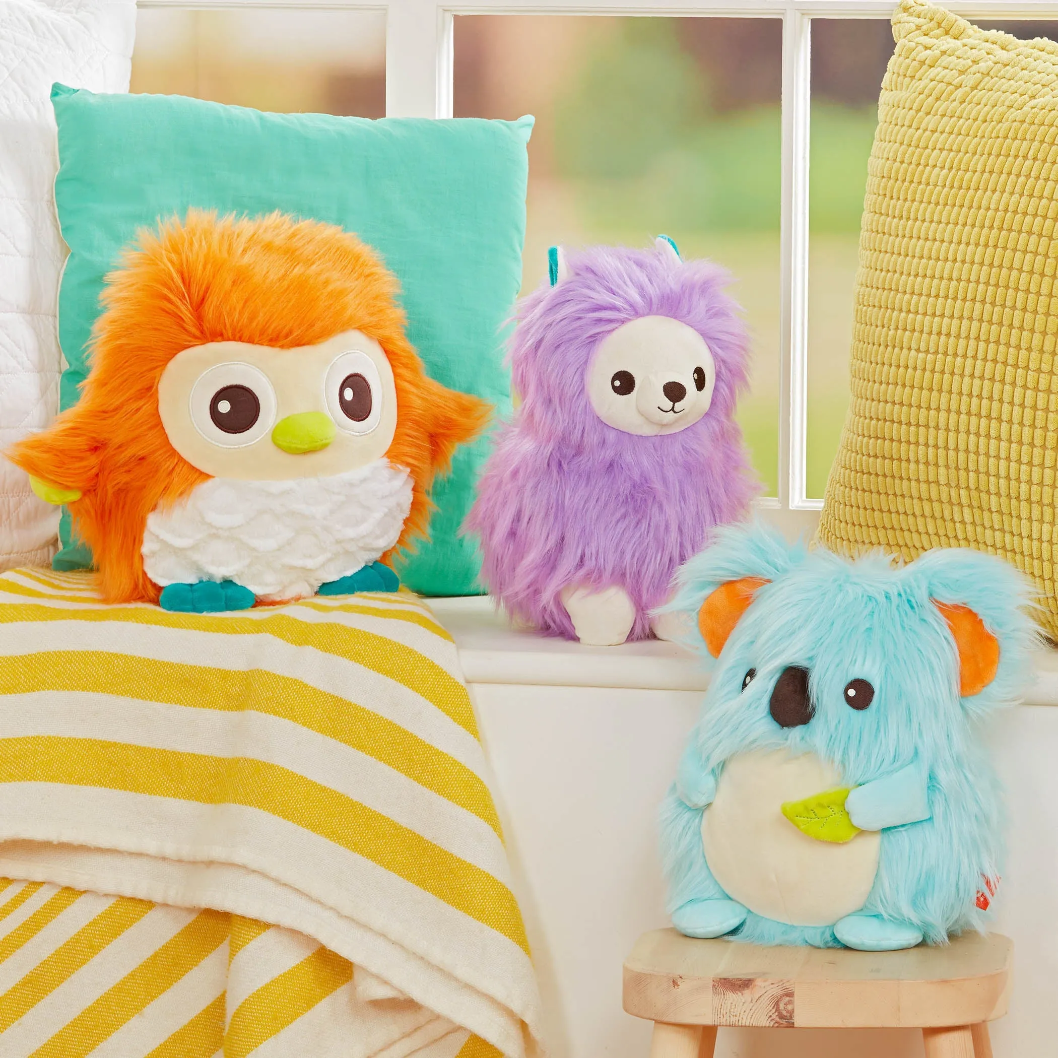 B. toys – Fluffy Funkies - Ola Owl