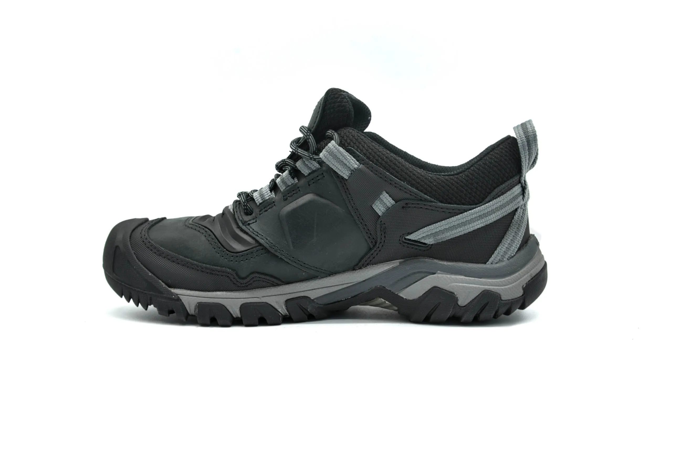 KEEN. TARGHEE Keen Shoes
