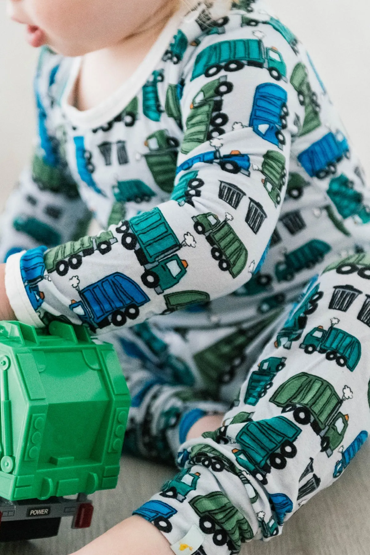 Long Sleeve Pajama Set - Garbage Trucks Babykids_Clover-Baby-Kids