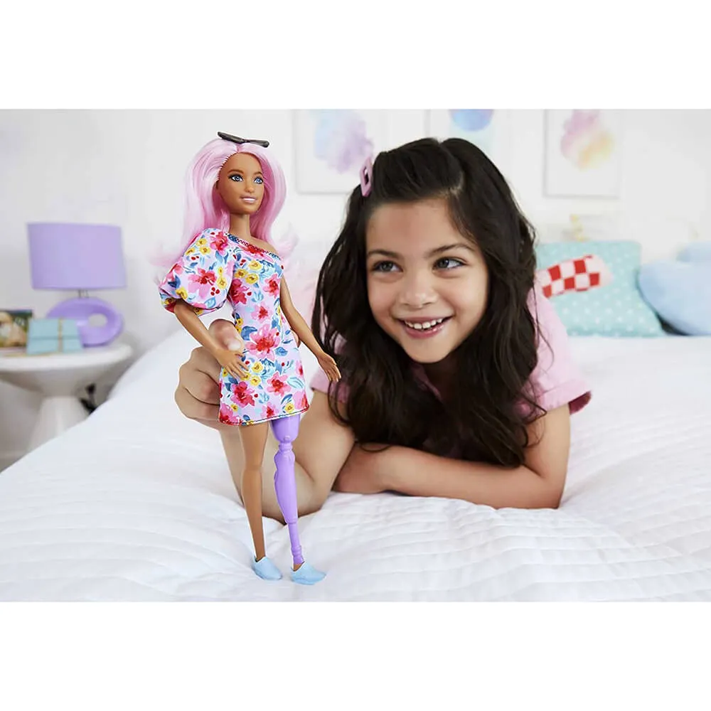 Mattel Toys Barbie Doll Fashionistas Doll #189
