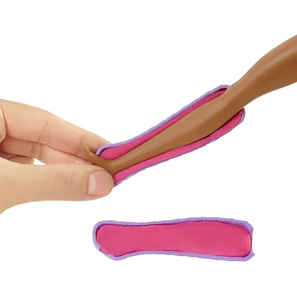 Mattel Toys Barbie Fast Cast Clinic Playset with Brunette Barbie Doctor Doll