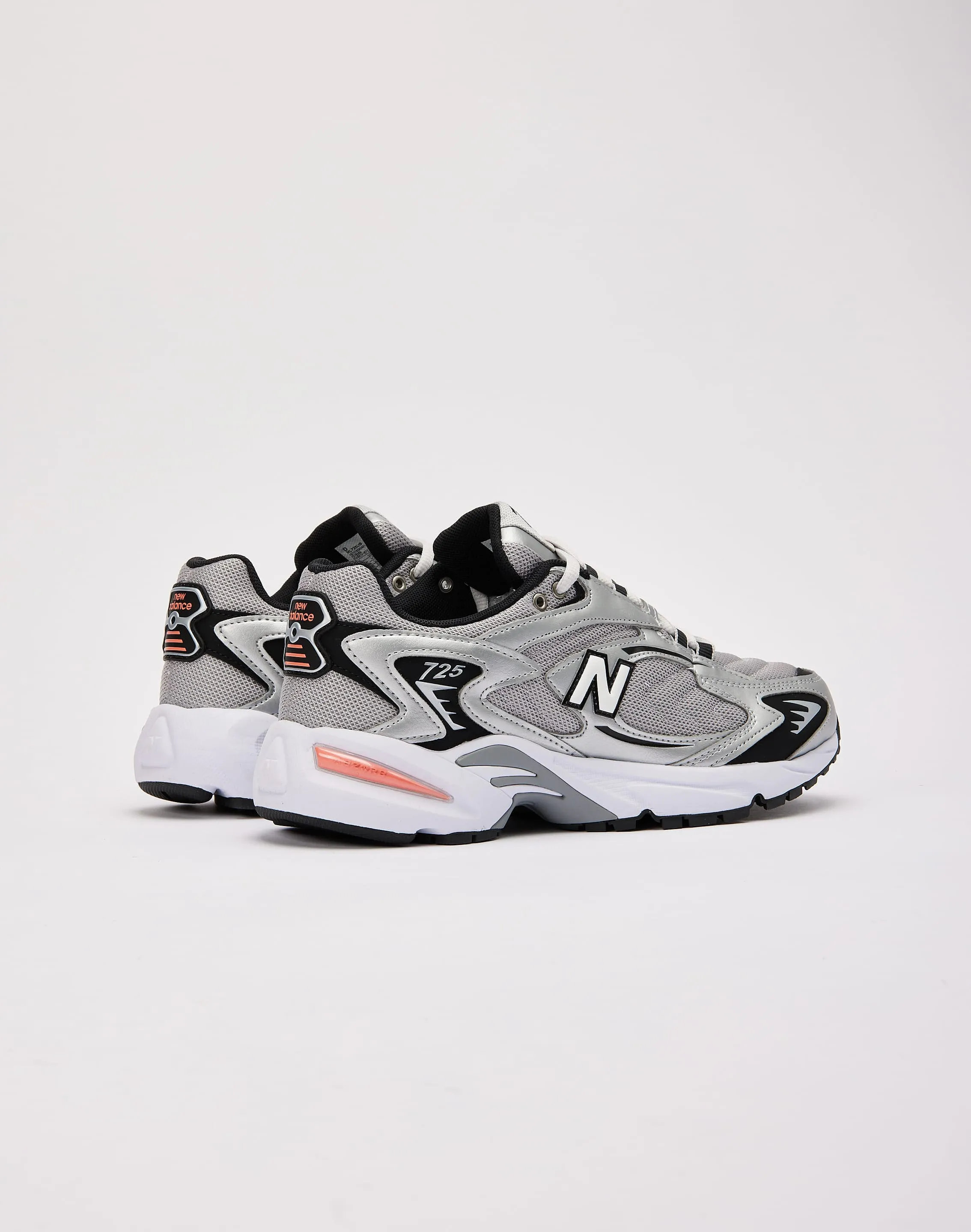 New Balance 725v1