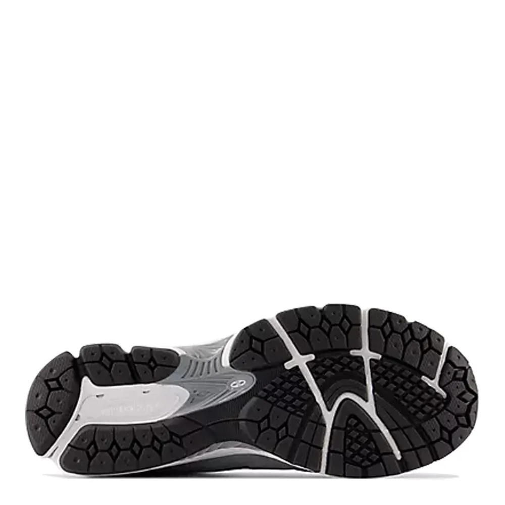 New Balance Men's 2002R Shoes New Balance