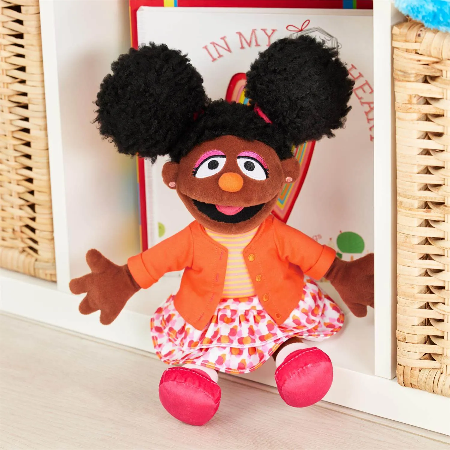 Spin Master Toys Sesame Street Gabrielle 13" Plush