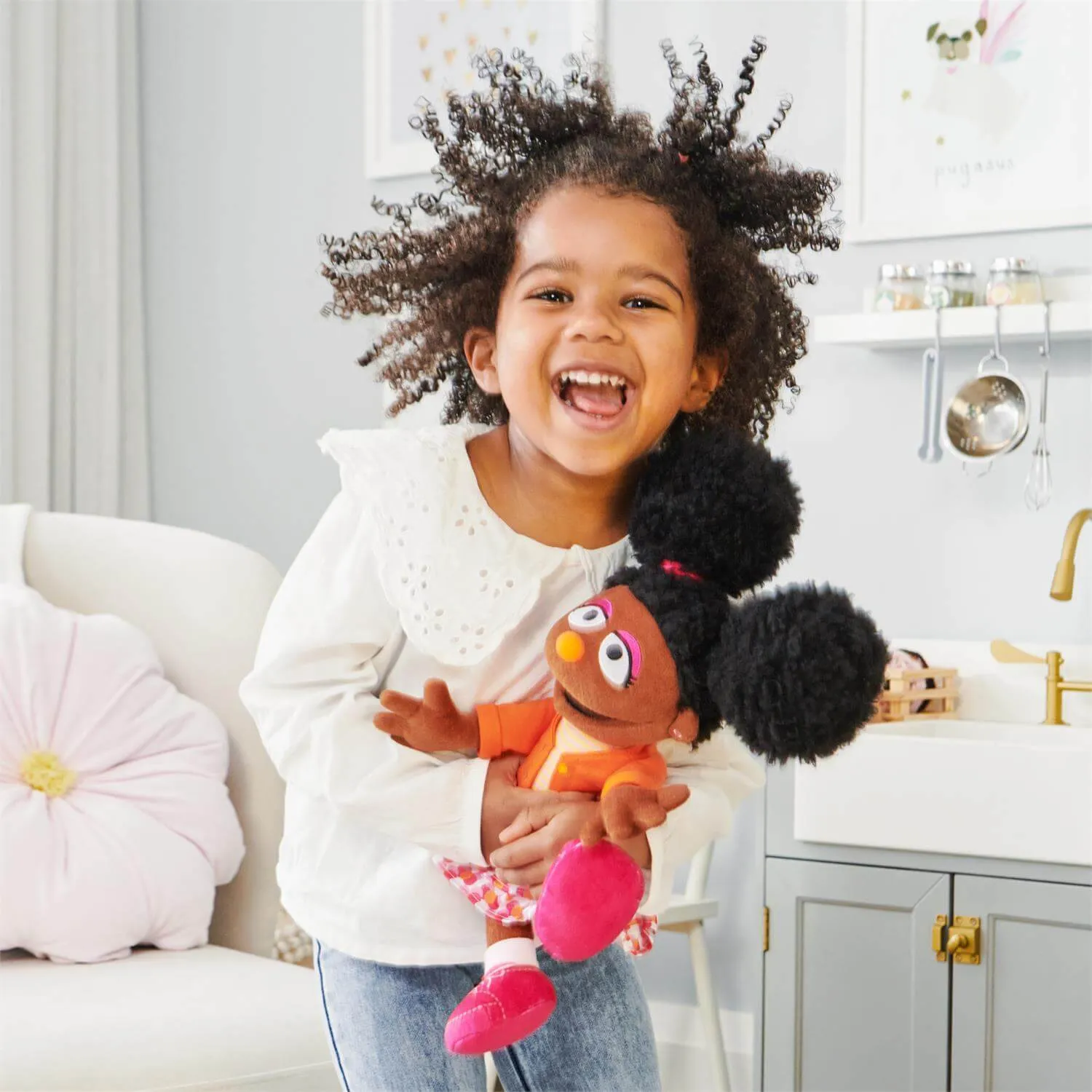 Spin Master Toys Sesame Street Gabrielle 13" Plush